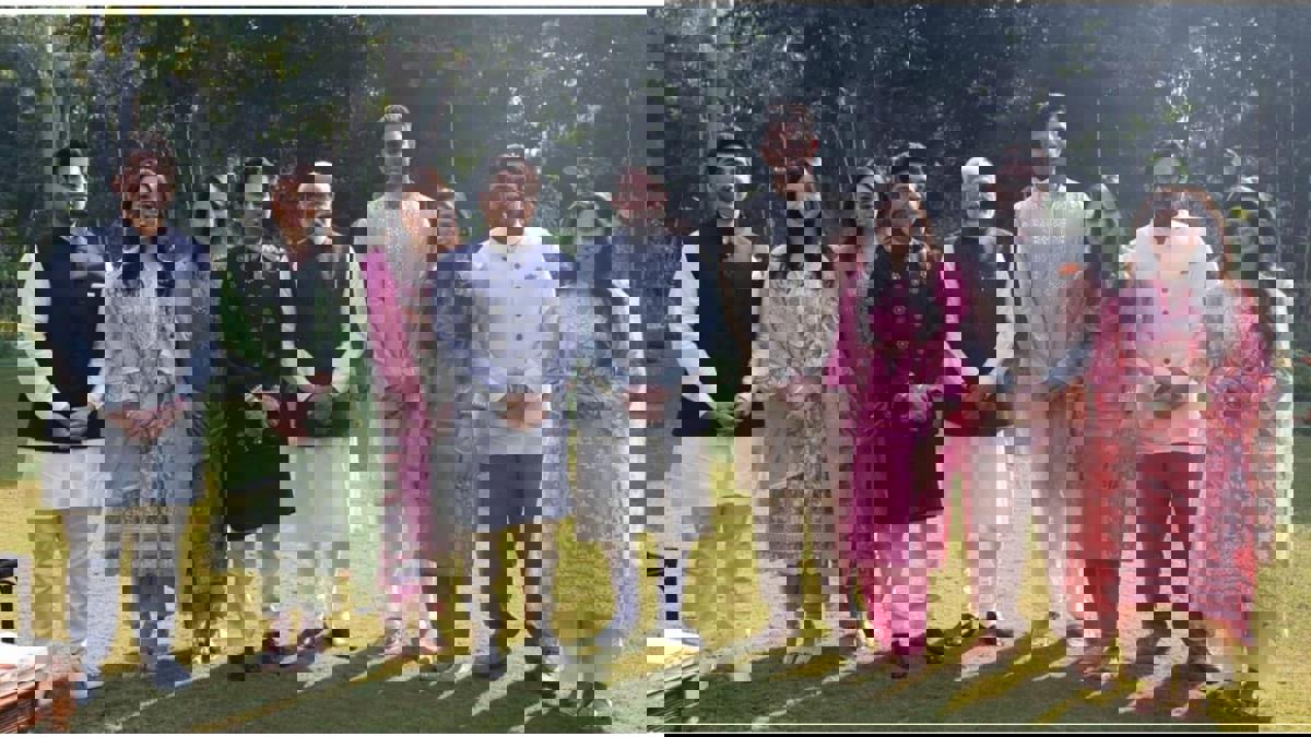 सचिन तेंडुलकरच्या घरी सनई-चौघडे...  मुलगा अर्जुन अडकणार विवाहबंधनात...  कोण आहे सूनबाई?