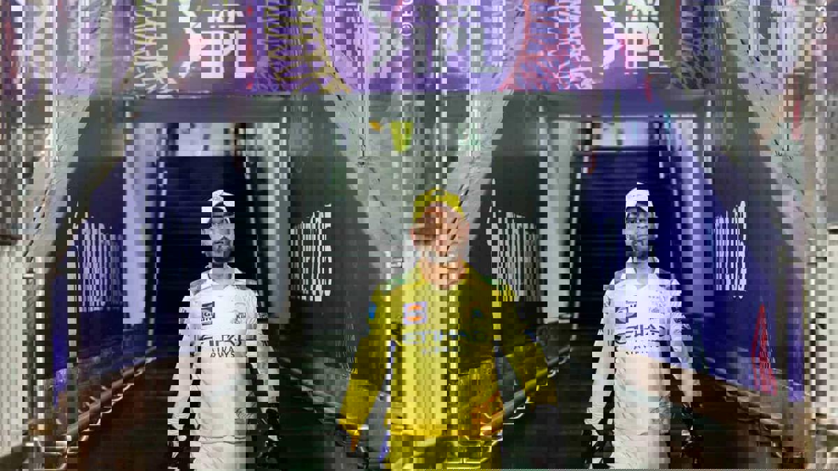 महेंद्रसिंह धोनीवर मोठा अन्याय? चाहत्यांचा संताप...