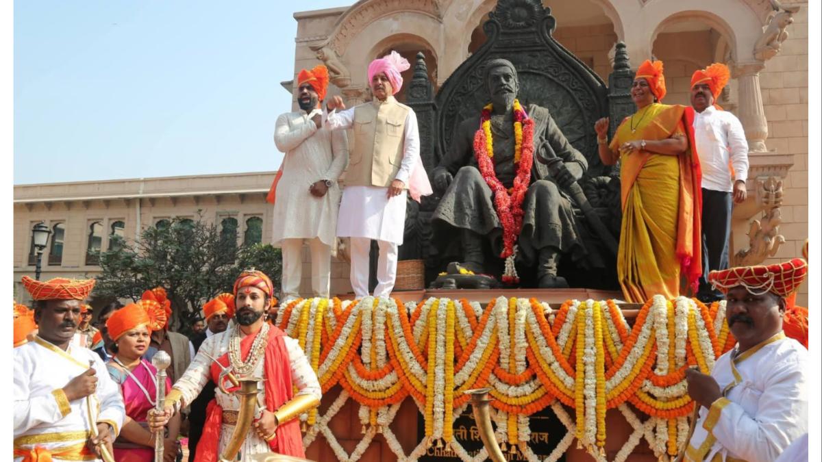 राजधानीत दिल्लीत घुमला 'जय भवानी, जय शिवाजी'चा गजर... असा झाला शिवजयंती सोहळा...