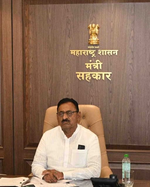 नोकर भरती केली... तरुणांचा जॉईन होण्यास नकार...  बँक अडचणीत... 