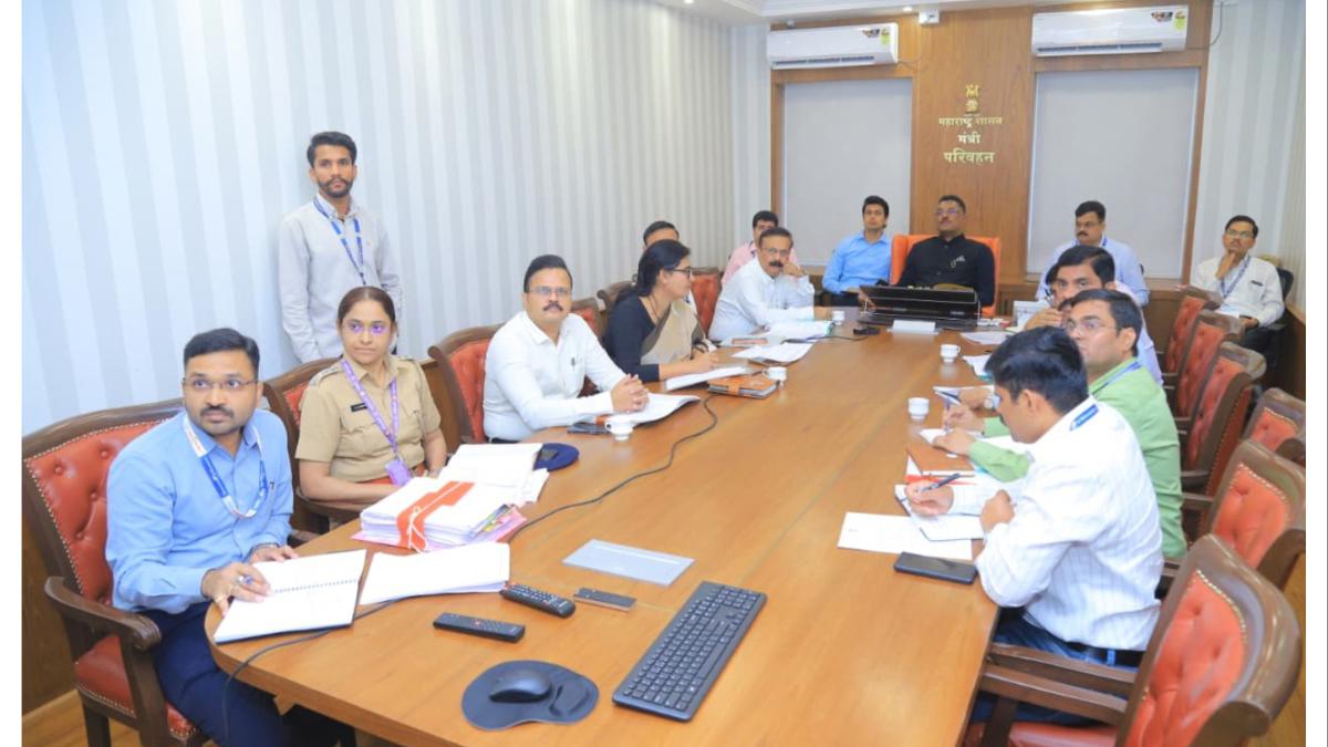 आजपासून नवीन ऑटो रिक्षा परवान्यांना स्थगिती.... परिवहन मंत्री सरनाईक यांची घोषणा...