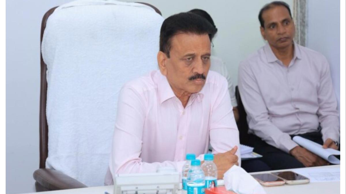 नाशिक–त्र्यंबकेश्वर सिंहस्थ कुंभमेळा आढावा बैठकीत झाले हे महत्त्वाचे निर्णय...