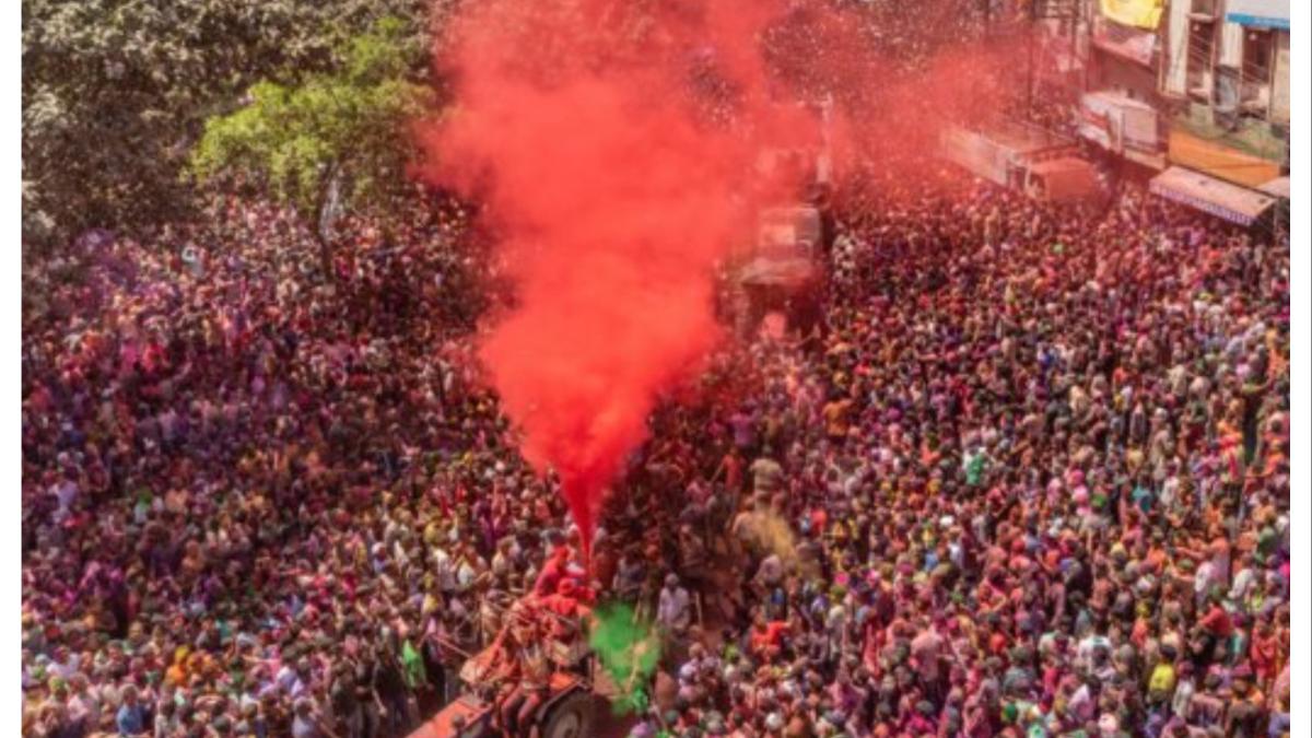 नाशिकमध्ये गुंडागर्दी वाढली... दोघांना बेदम मारहाण तर  रंगपंचमी खेळणाऱ्याची लूट...