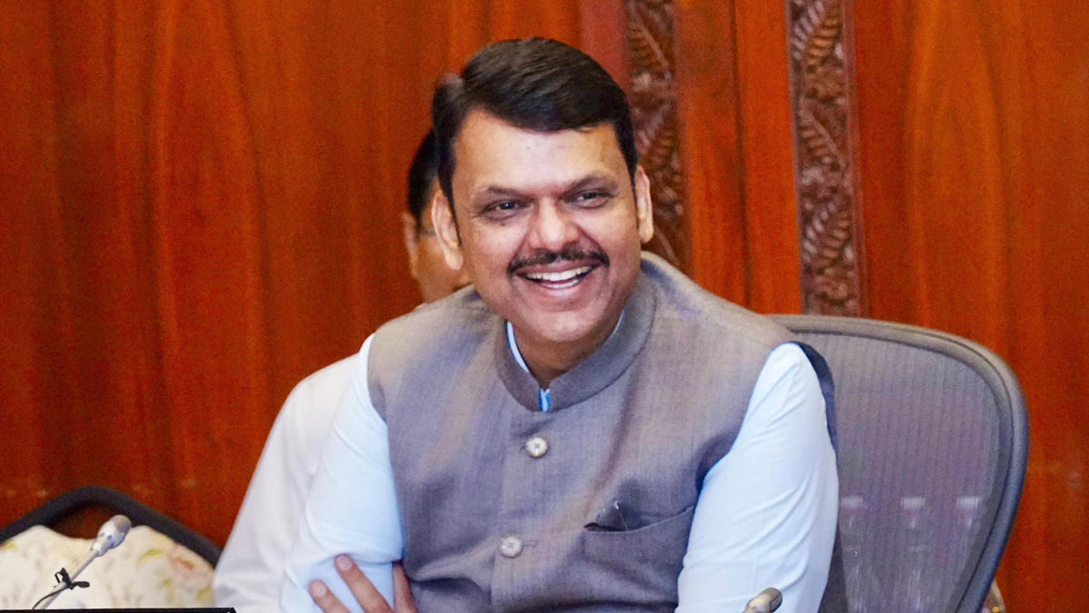 बारामती आणि राहुरी पोटनिवडणूक बिनविरोध होणार का?  देवेंद्र फडणवीस म्हणाले...