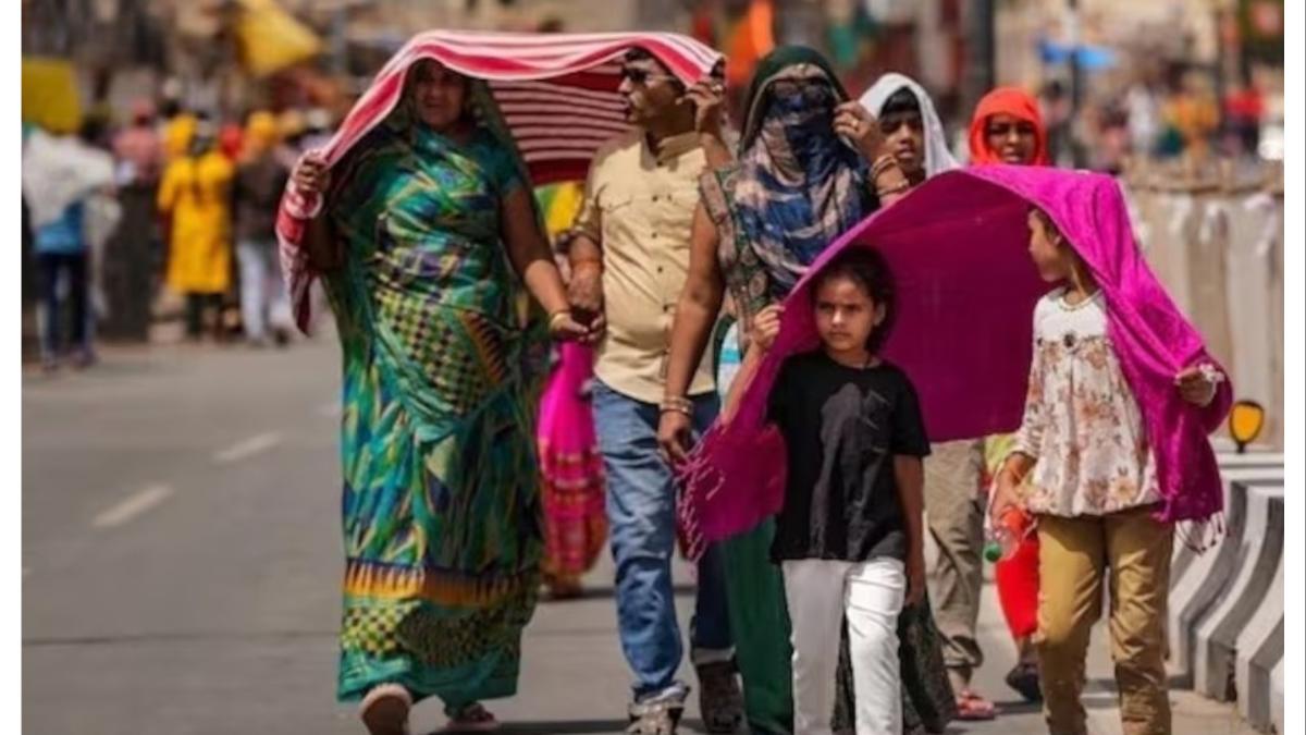 हवामान बिघडलं... गारपीट आणि उष्णतेच्या लाटेचा इशारा...