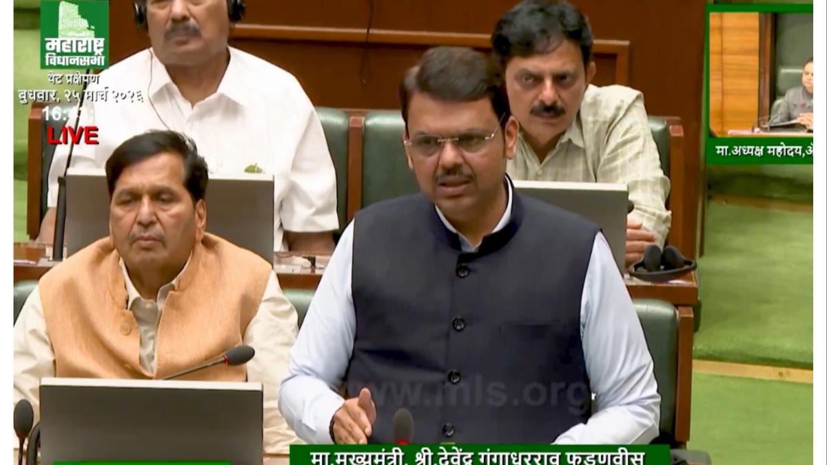 भोंदूबाबा अशोक खरातने डिलिट केला मोबाईल मधील डेटा... अनेक धक्कादायक खुलासे होणार...