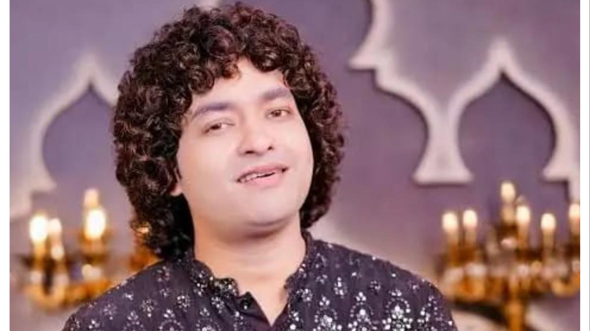 सुप्रसिद्ध गायक रईस अनिस साबरी यांची कव्वाली महफिल... रमजान ईद निमित्त भुजबळ यांच्याकडून आयोजन...