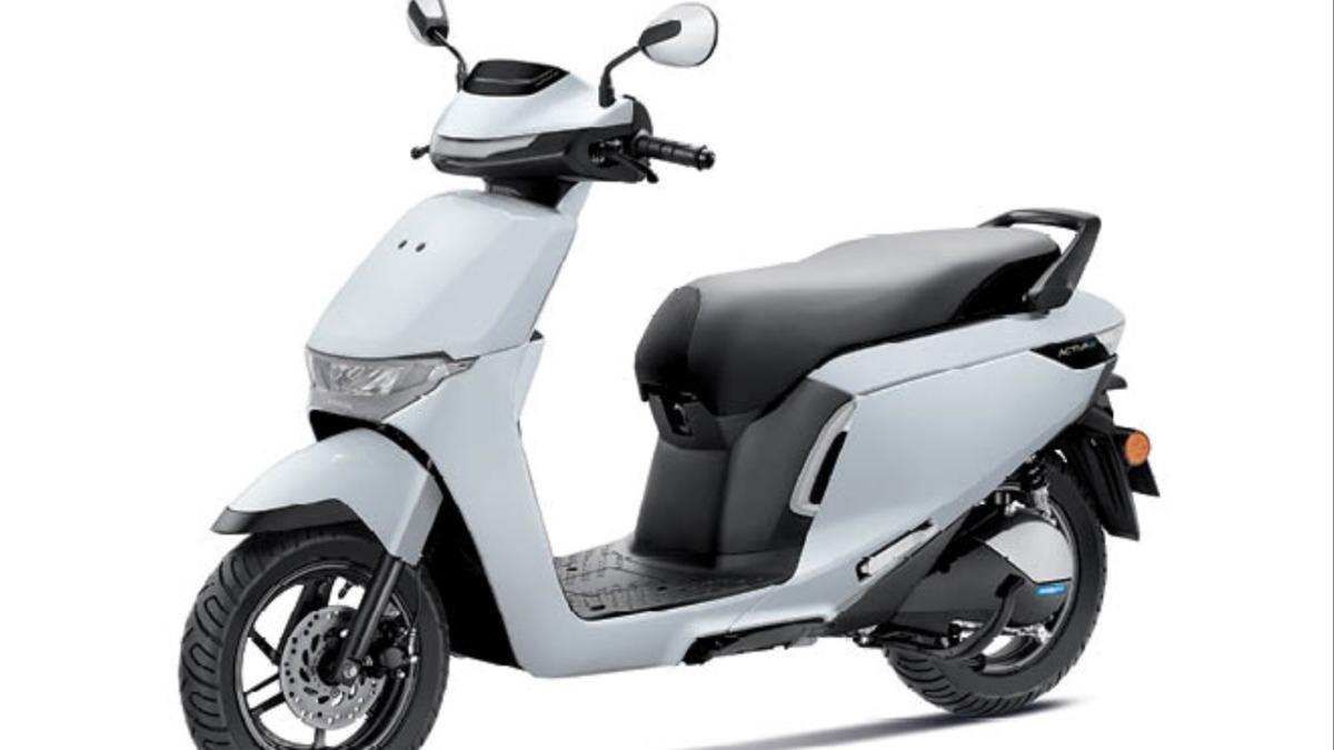 खरेदीनंतर दोनच दिवसात बंद पडली इलेक्ट्रिक बाईक... ग्राहकाने मग कंपनीला शिकवला असा धडा...