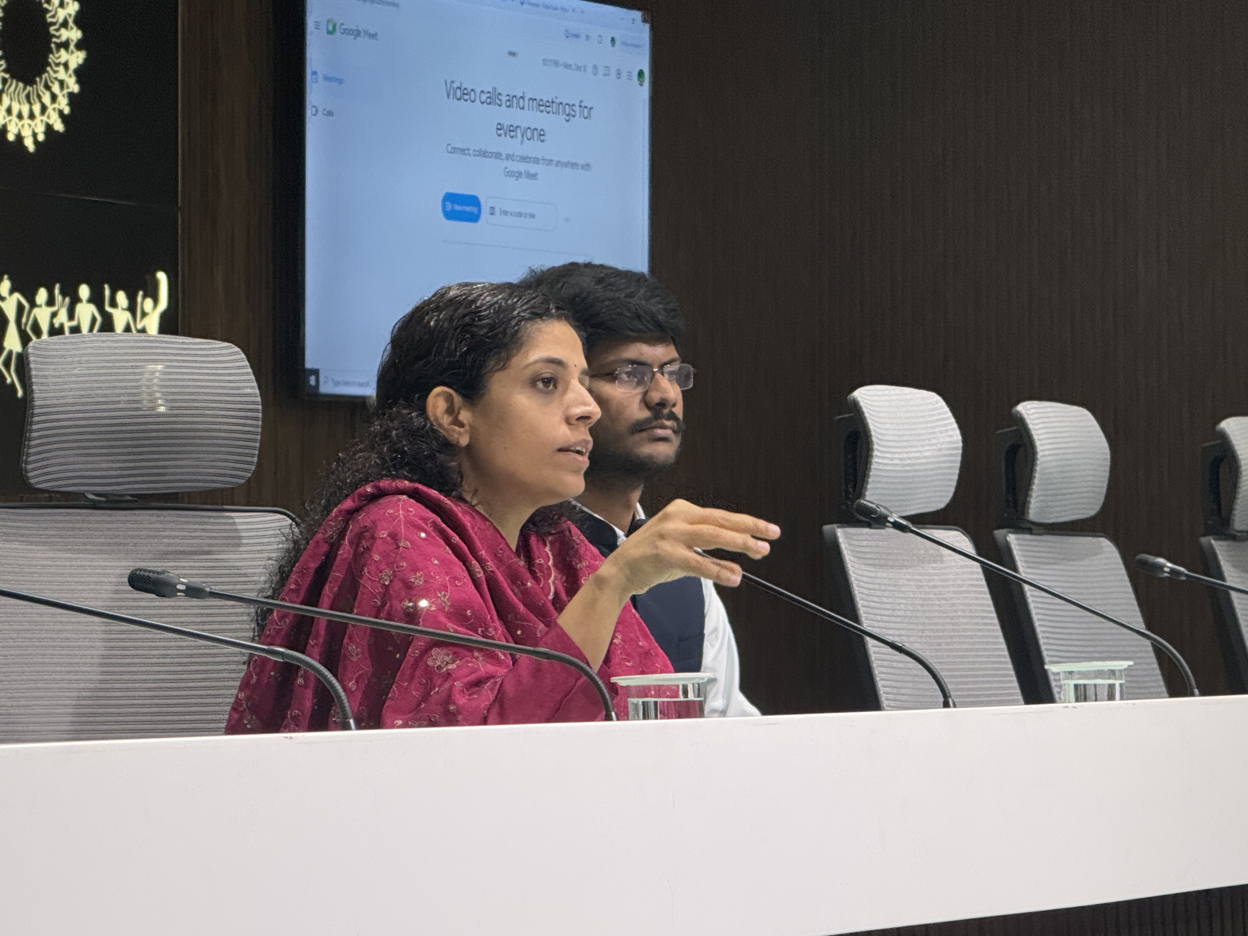 नंदुरबार जिल्हाधिकारी कार्यालयाने सुरू केलेल्या या उपक्रमाची राज्यभर चर्चा... असं काय आहे त्यात?