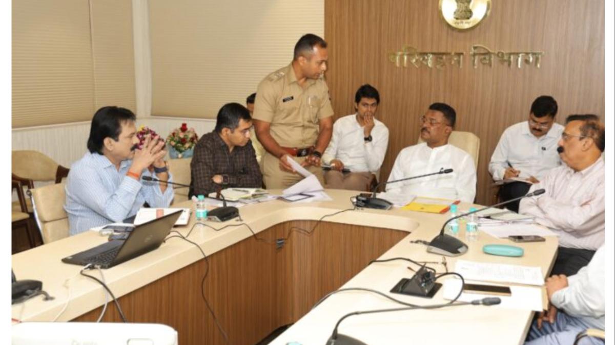 येथील रिक्षा परवान्यांची होणार पुनर्तपासणी...  मंत्री प्रताप सरनाईक यांचे आदेश...