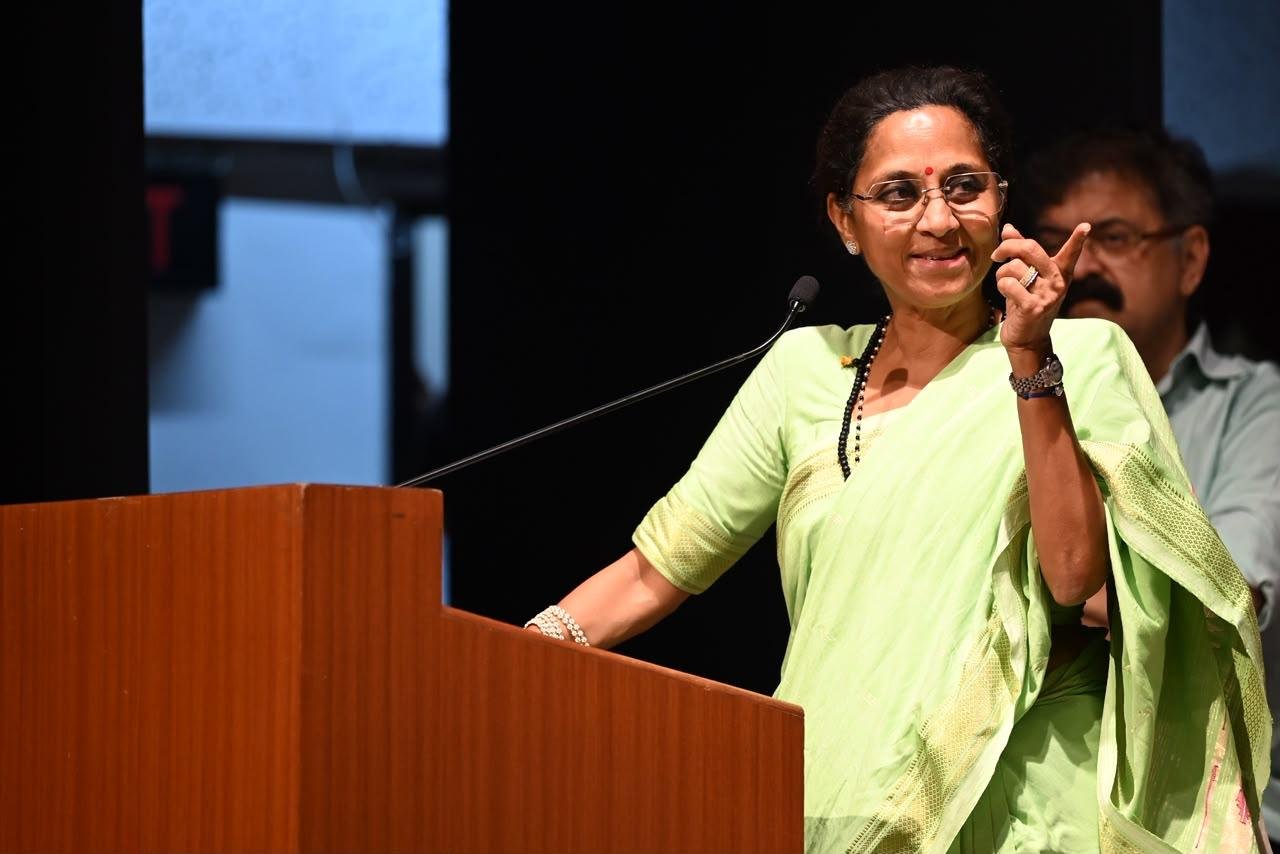 शरद पवारांच्या अध्यक्षतेखाली पक्षाची तातडीने बैठक...  हे झाले मोठे निर्णय...