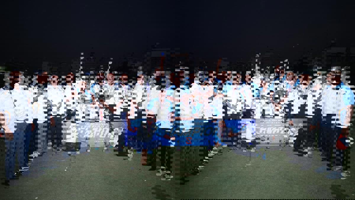 नाशिक धान्य किरकोळ किराणा संघटनेने जिंकला क्रिकेट करंडक...