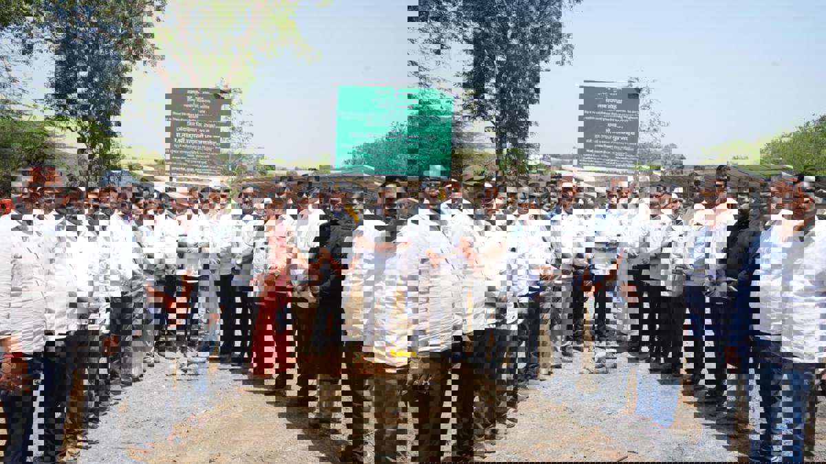 लासलगाव–विंचूरसह १६ गावे प्रादेशिक पाणीपुरवठा योजनेच्या सोलर प्रकल्पाचे लोकार्पण