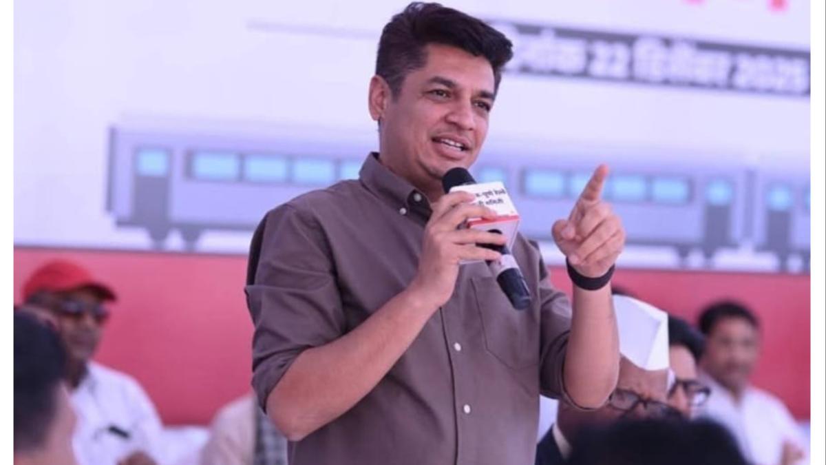 "शाळेतले आणि तुम्ही सांगता ते शिवाजी महाराज वेगळे का?"... लेकीच्या प्रश्नावर सत्यजित तांबे यांचे जबरदस्त उत्तर