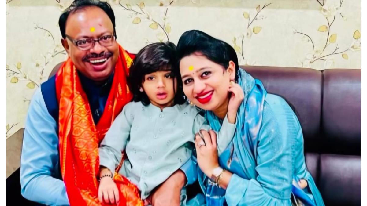 मंत्री चंद्रशेखर बावनकुळे त्यांच्या मुलीचा वाढदिवस दरवर्षी असा करतात साजरा...