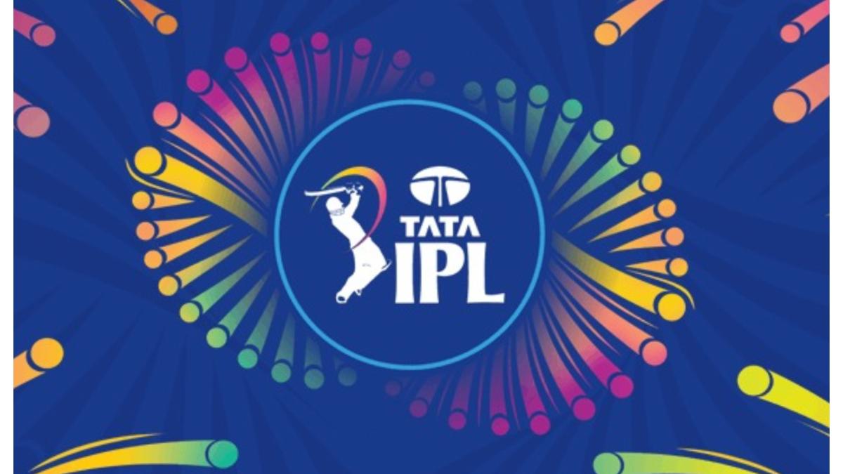 आयपीएलचे रणकंदन...  टॉप-४ मध्ये राहण्यासाठी हैदराबाद आणि राजस्थानमध्ये काँटे की टक्कर...  प्ले-ऑफसाठी या संघांना हवा आता चमत्कार...