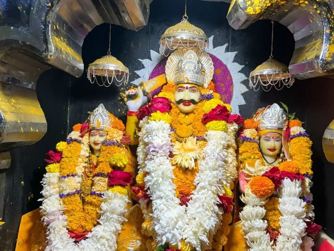 प्रती जेजुरी असलेल्या चंदनपुरी येथे यात्रोत्सवास प्रारंभ