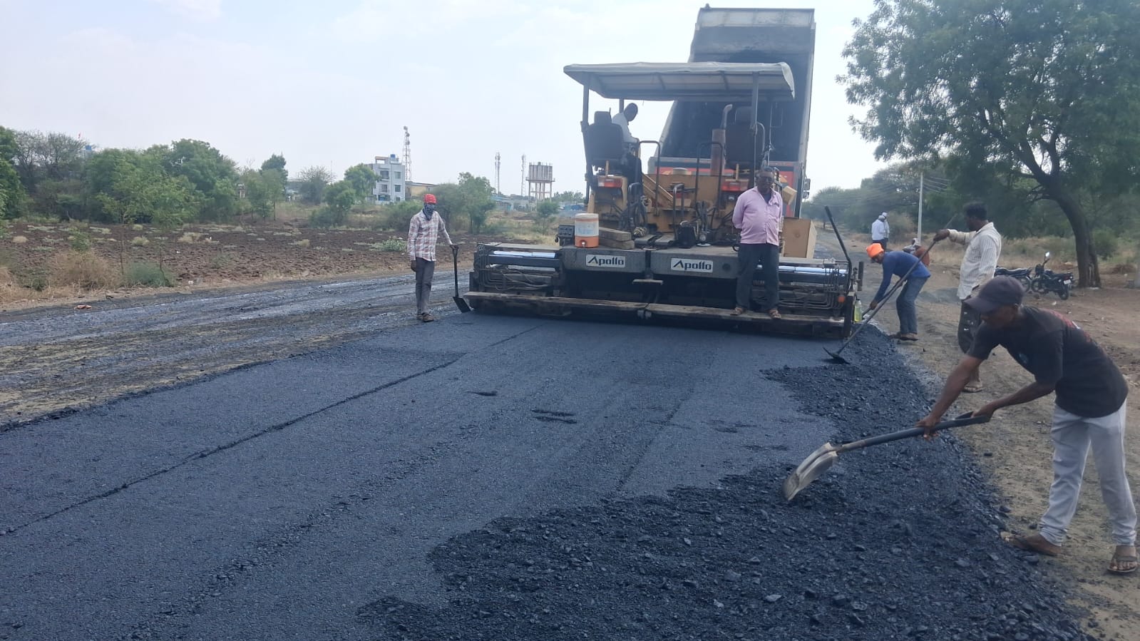 लासलगाव शहर आणि रेल्वे गेट मध्ये होणाऱ्या वाहतूक कोंडीचा प्रश्न संपणार... माजी खासदार समीर भुजबळ यांच्या पाठपुराव्याला यश...