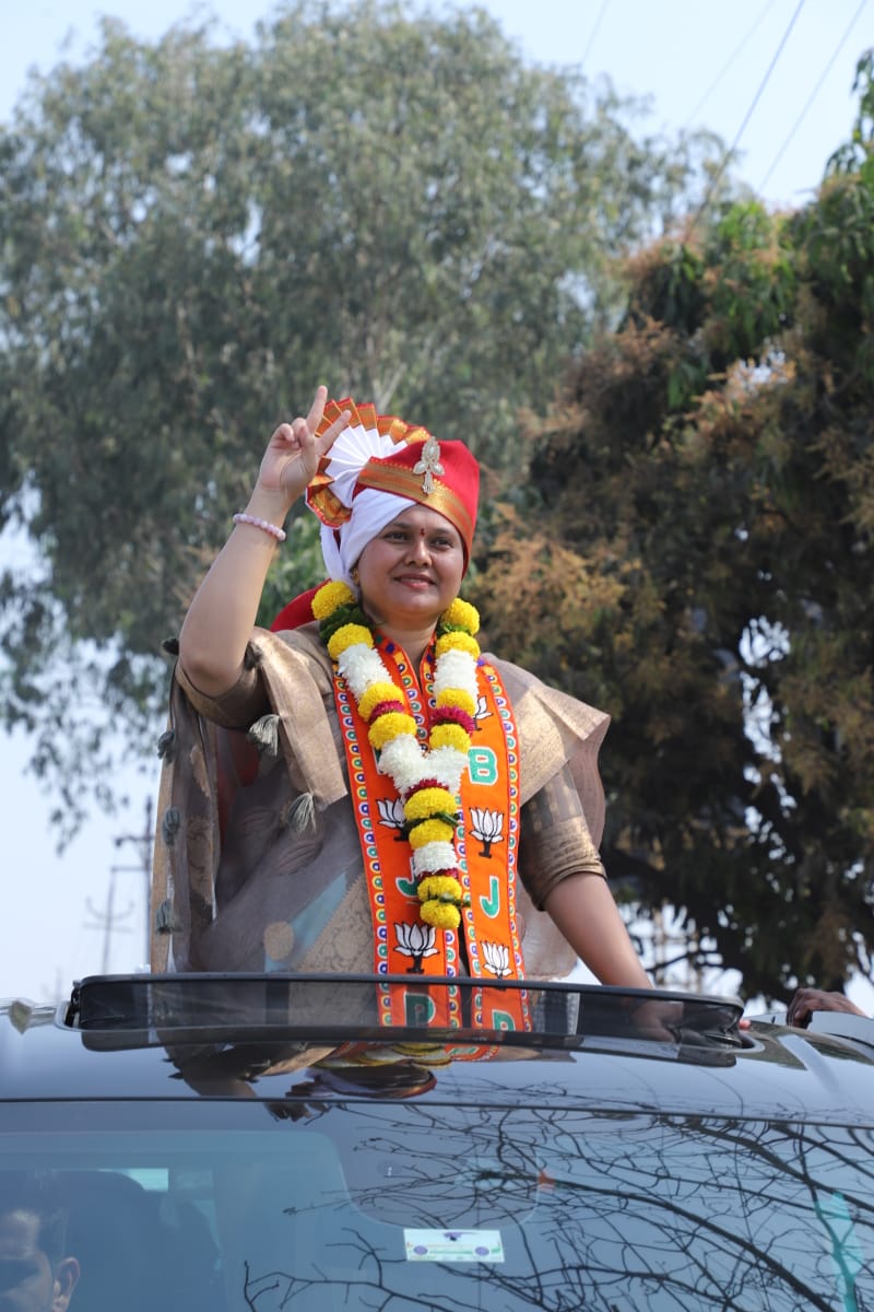 प्रभाग २ मध्ये 'कमळ' फुलणार... ऐश्वर्या लाड जेजूरकर यांच्या विजयी रॅलीने वेधले नाशिकचे लक्ष...