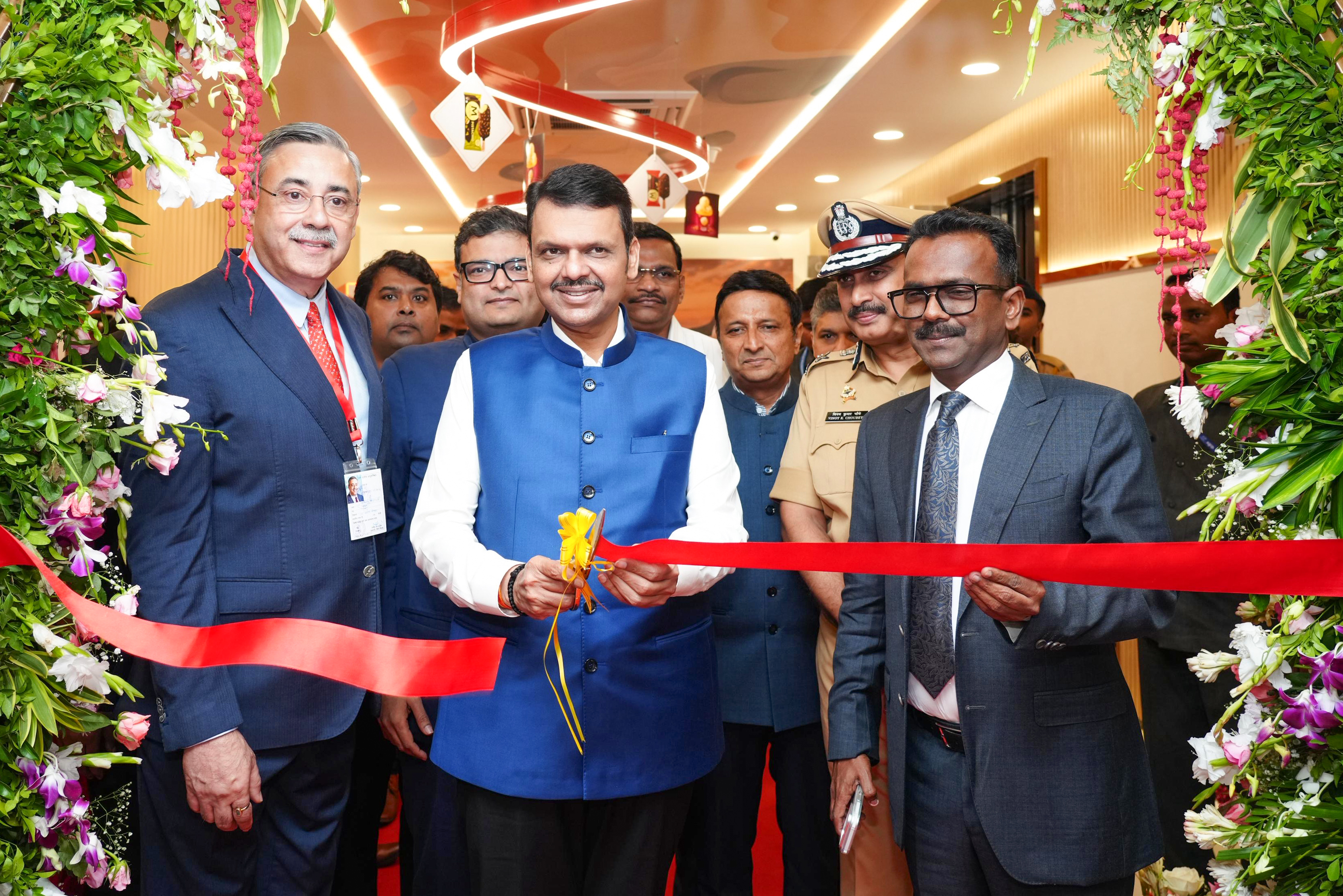 पुण्यातील वाकडमध्ये सुरू झाले हे सेंटर...   मुख्यमंत्र्यांच्या हस्ते उद्घाटन...