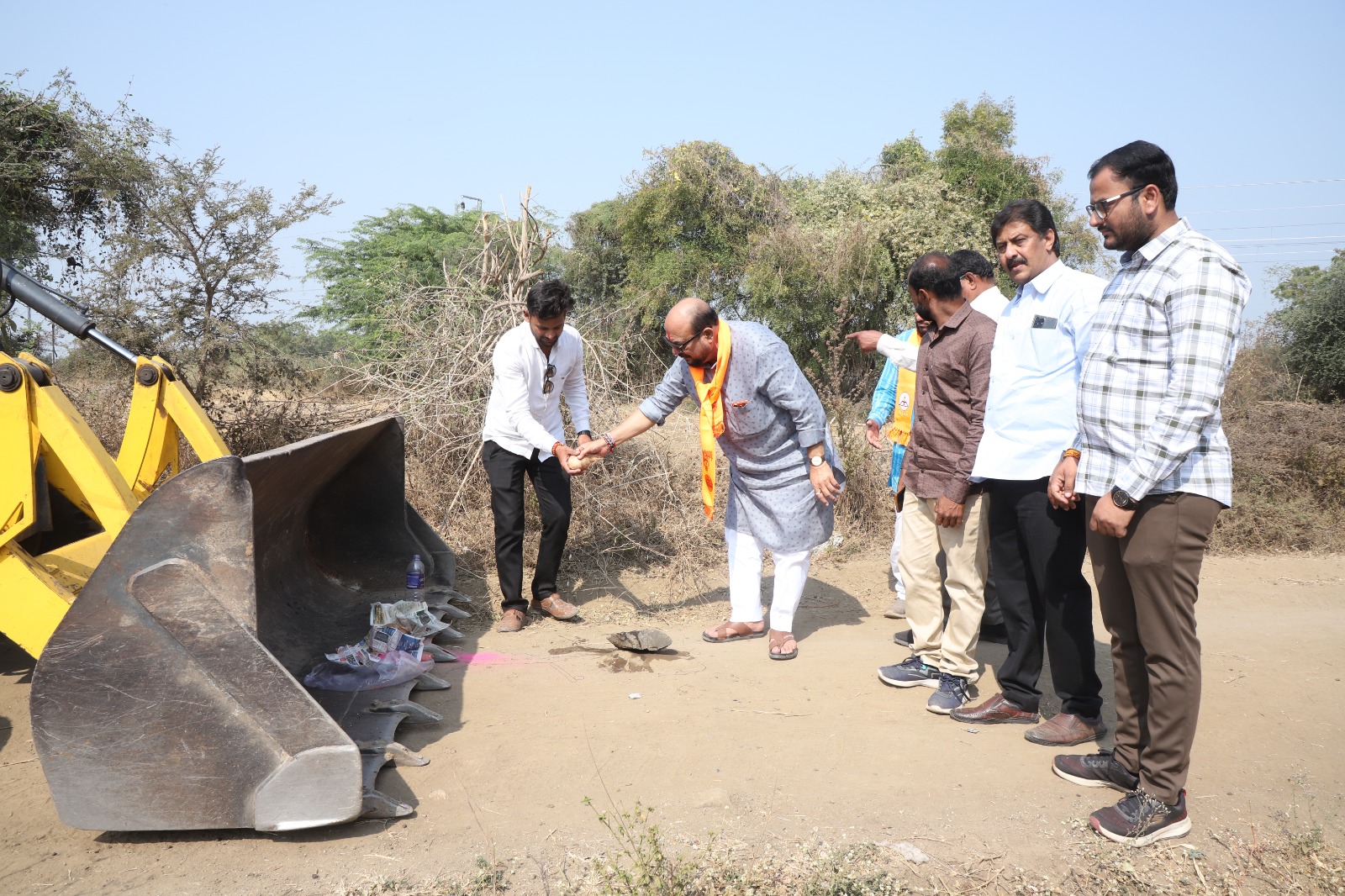 धरणगाव तालुक्यात होणार आठ कोटींची ही विकासकामे...