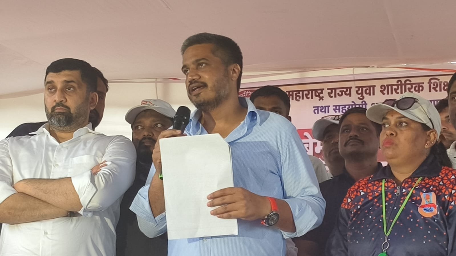 गेल्या २-३ दिवसांपासून तब्येत अस्वस्थ...  आमदार रोहित पवार यांनी स्पष्टच सांगून टाकलं...