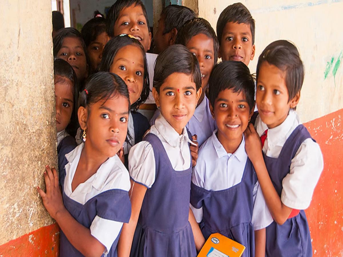 त्या आश्रमशाळेतील सर्व २४ बालकांची प्रकृती कशी आहे?  बालरोग तज्ज्ञ डॉ. जनक पूरकर म्हणाले...