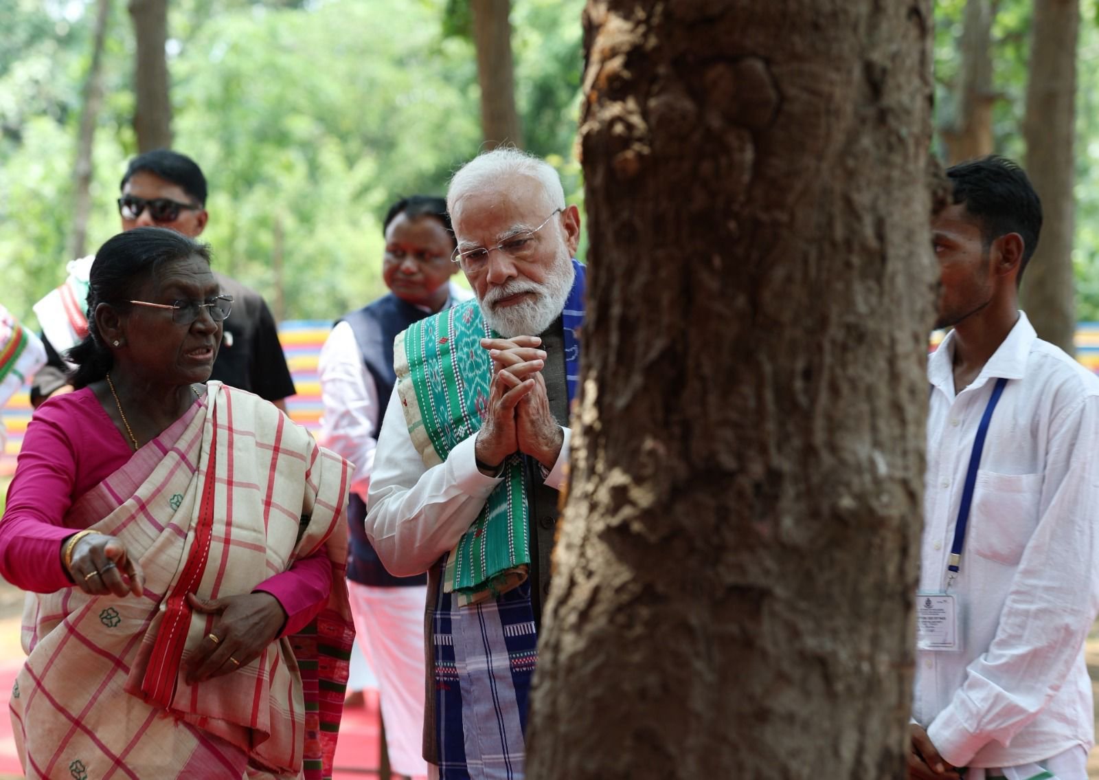 राष्ट्रपती मुर्मू यांचा वाढदिवस साजरा झाला अशा अनोख्या पद्धतीने...  चर्चा तर होणारच...