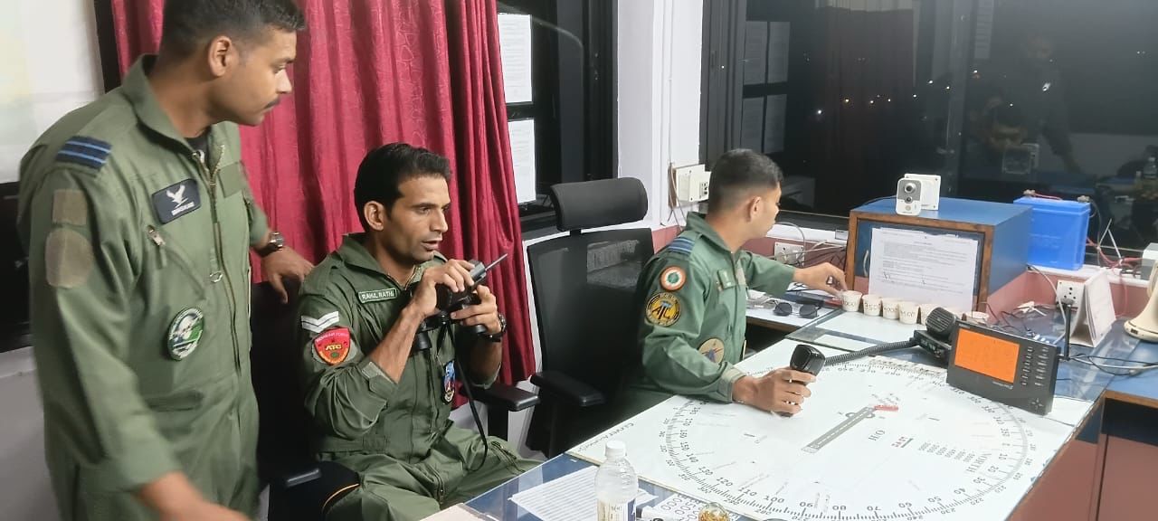 भारतीय वायुदलाकडून बारामती विमानतळाचा ताबा... 