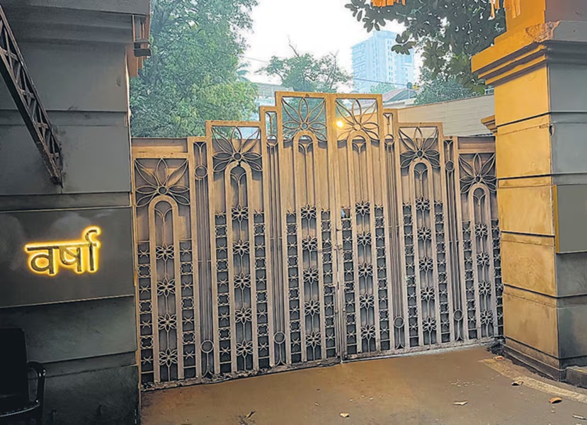 राजकीय हालचालींना वेग... राष्ट्रवादीच्या नेत्यांची मुख्यमंत्र्यांशी 'वर्षा'वर खलबतं...