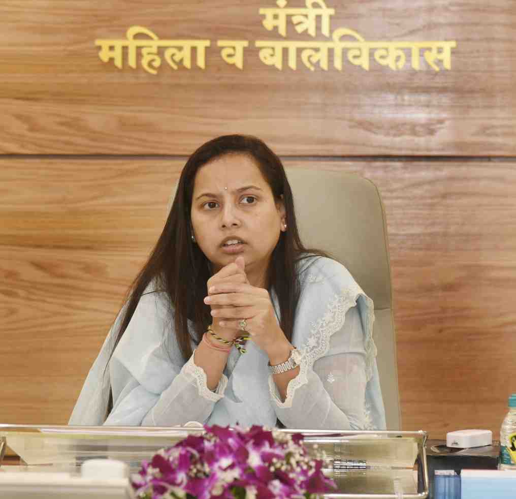 लाडक्या बहिणींनो तातडीने हे करा... उरलेत फक्त ८ दिवस... अन्यथा मिळणार नाहीत १५०० रुपये....