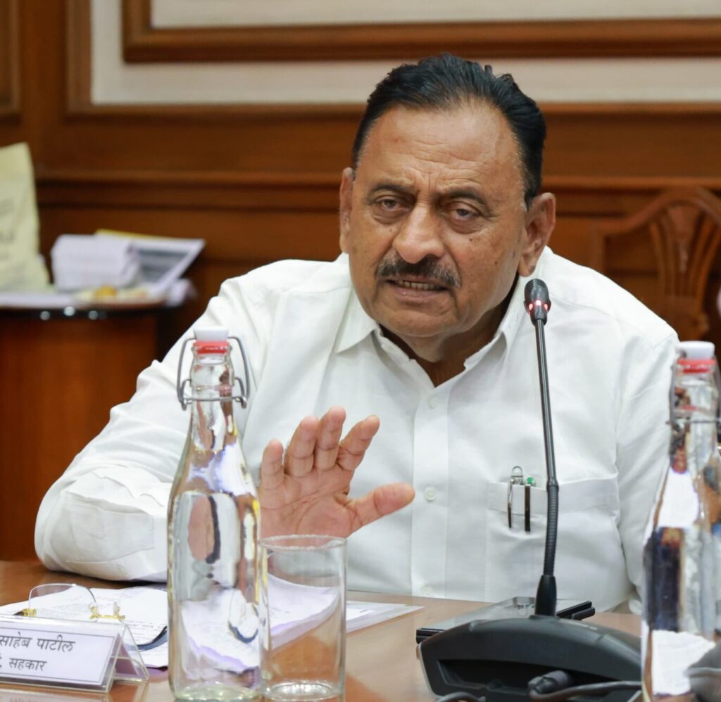 दुष्काळग्रस्त २६५ तालुक्यांतील शेतकऱ्यांना दिलासा...  खरीप पीक कर्ज आणि कर्जवसुली...