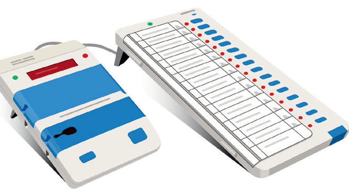 आमदाराच्या मुलाने ईव्हीएममध्ये मतदान केले... निवडणूक आयोगाने केली ही कारवाई...