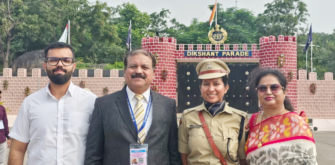 सोशल मीडियाला रामराम केला...  पद हातात असतानाही पुन्हा शून्यातून सुरुवात...  लासलगावची ही कन्या झाली DYSP...
