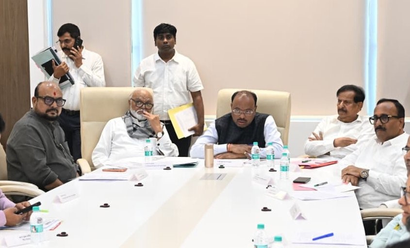ओबीसी विद्यार्थ्यांसाठी अत्यंत मोठे निर्णय...  मंत्रिमंडळ उपसमितीच्या बैठकीत मंजुरी...
