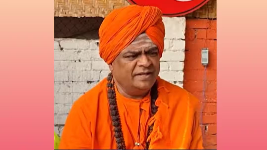 "हिंदू हा धर्म नाही आणि भारतात हिंदू धर्माला अधिकृत मान्यता नाही"... मठाधिपती जनबसवनंद स्वामींचे खळबळजनक वक्तव्य...