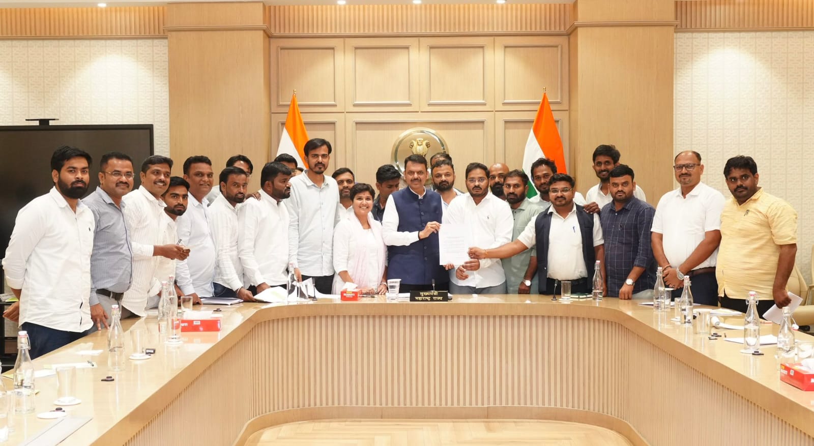 एमपीएससी सचिवांची हकालपट्टी...   विद्यार्थ्यांच्या मागण्यांवर मोठे निर्णय...