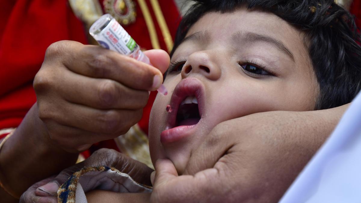 या तारखेला महाराष्ट्रात राष्ट्रीय पल्स पोलिओ मोहीम'...  १ कोटींहून अधिक चिमुरड्यांना देणार डोस...
