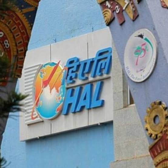 नाशिक HAL साठी अभिमानास्पद क्षण...  हवाई दलाला दिले हे स्वदेशी बनावटीचे विमान...  प्रथमच भारतात निर्मिती...