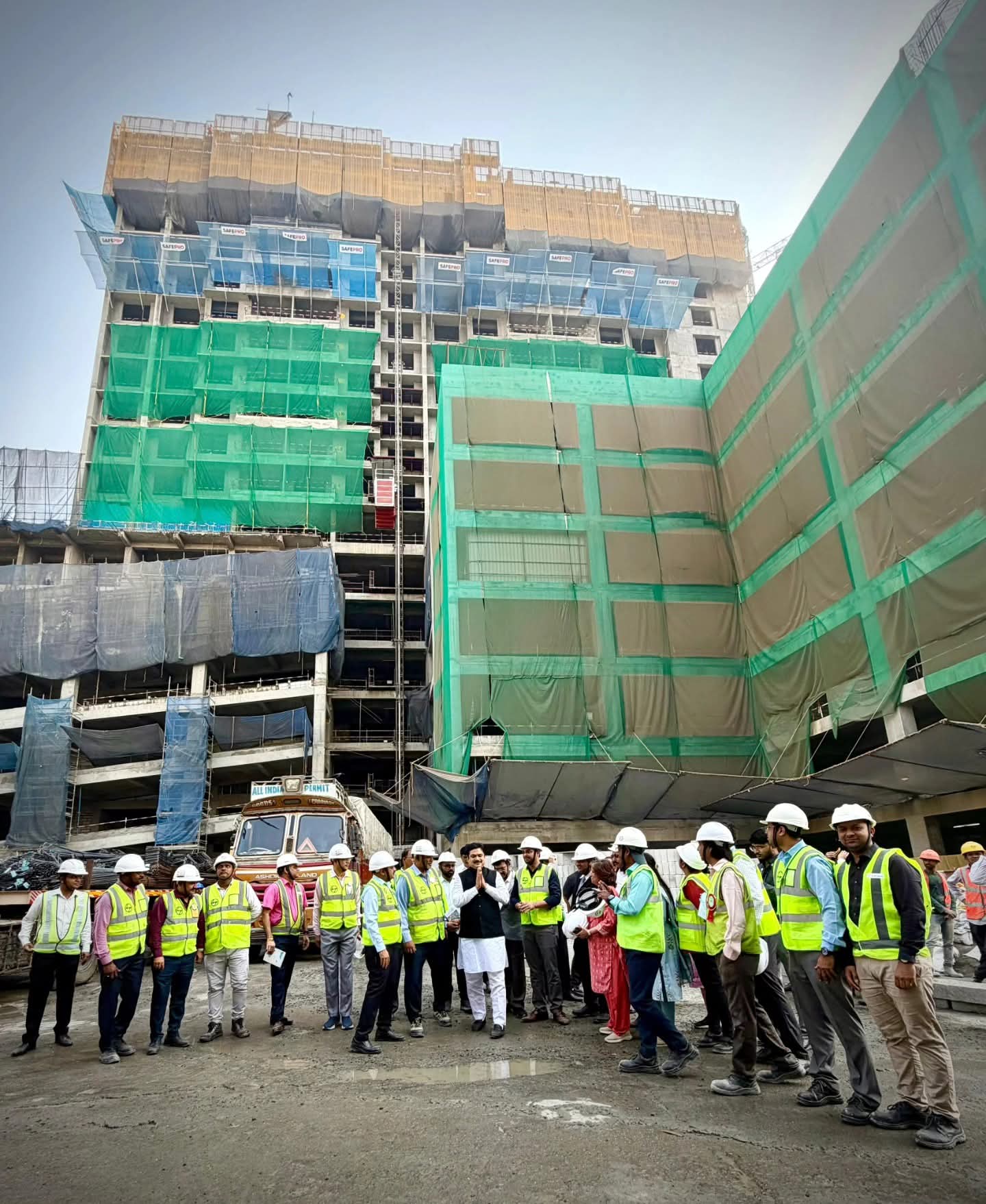   महाराष्ट्रातील आमदारांच्या सेवेत येणार...  या सर्व सुविधाही मिळणार...